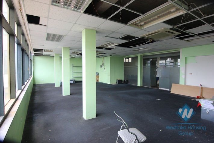 An office for rent in Giang Vo street, Ba Dinh, Ha Noi